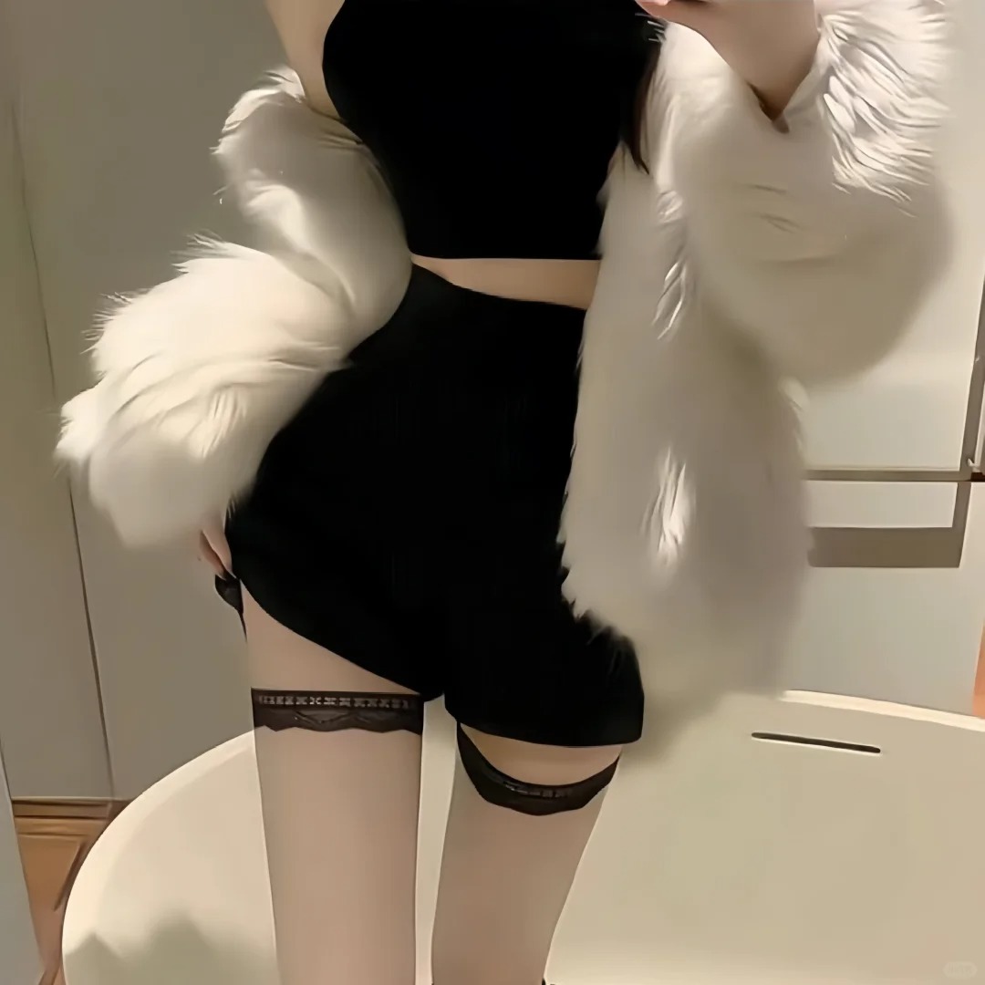 穿情趣内衣可以有多爽的感觉