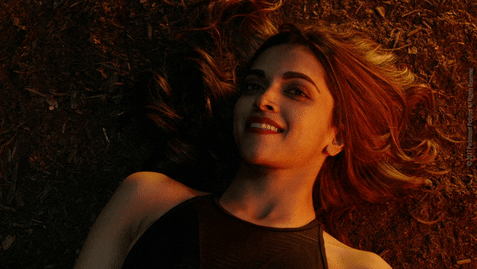 女生玩玩具，是因为男朋友满足不了