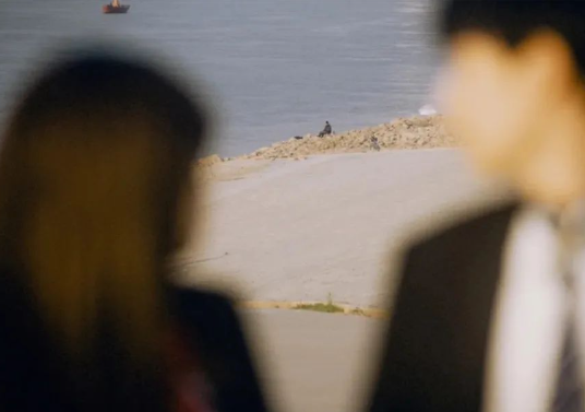 老婆突然抗拒跟我同房，怎么办