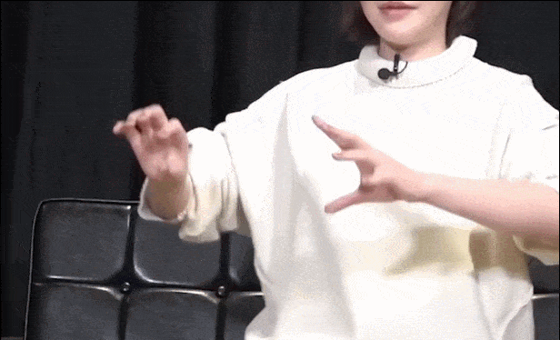 深田咏美:AV中常见的错误揉胸方式。