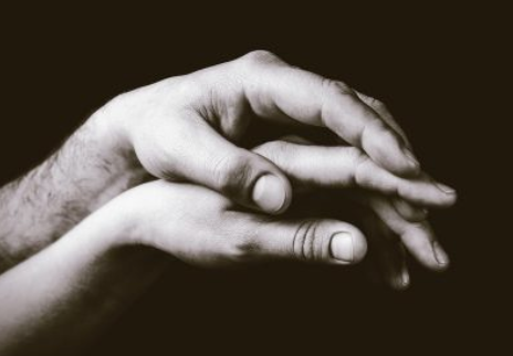 什么样的爱抚最撩人？女人喜欢被怎样的抚摸