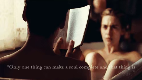 如何在浴室「爱爱」更有感觉?