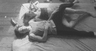 第一次紧张到手抖？｜解锁第一次不慌、舒服又甜蜜的秘诀